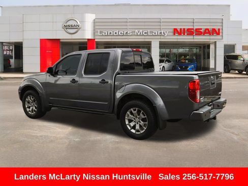 Used 2020 Nissan Frontier SV AWD/4WD image 6
