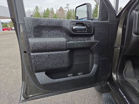 Used 2022 Chevrolet Silverado 2500 Custom w/ Custom Value Package AWD/4WD image 29