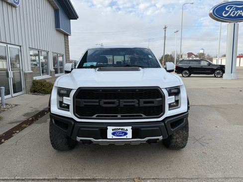 Used 2019 Ford F150 Raptor w/ Equipment Group 802A Luxury image 3