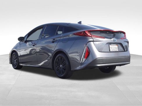 Certified 2017 Toyota Prius Prime Premium image 6