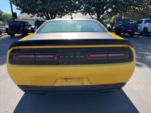 Used 2019 Dodge Challenger R/T Scat Pack w/ T/A Package RWD image 4