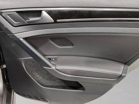 Used 2016 Volkswagen Golf R 4-Door AWD/4WD image 16