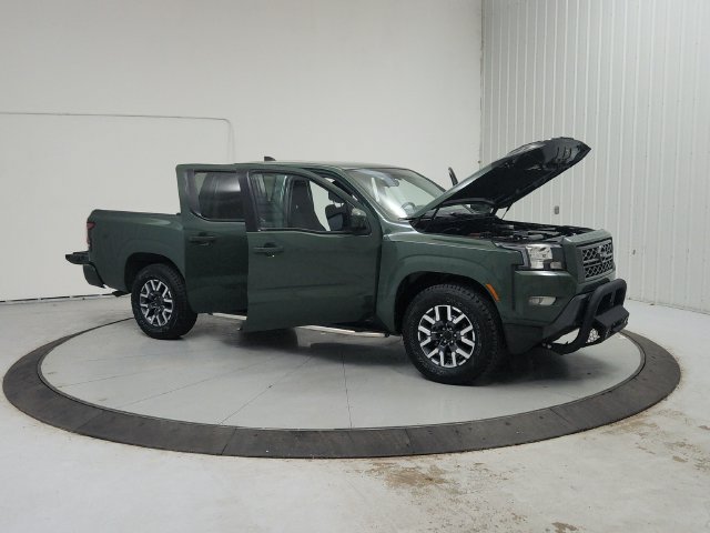 Used 2023 Nissan Frontier SV w/ SV Convenience Package RWD image 10