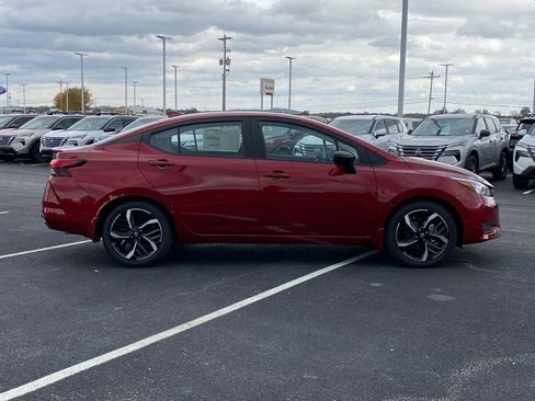 New 2025 Nissan Versa SR w/ Trunk Package image 3