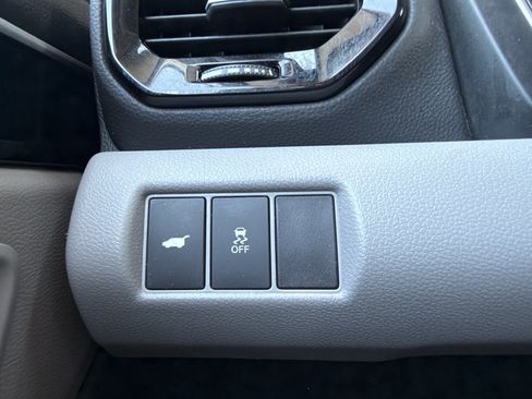 Used 2024 Honda Pilot Touring image 28