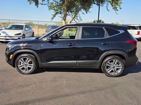 Used 2023 Kia Seltos S image 9