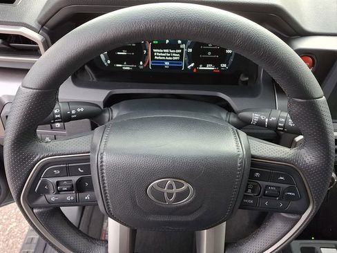 Used 2025 Toyota 4Runner TRD Off-Road image 21