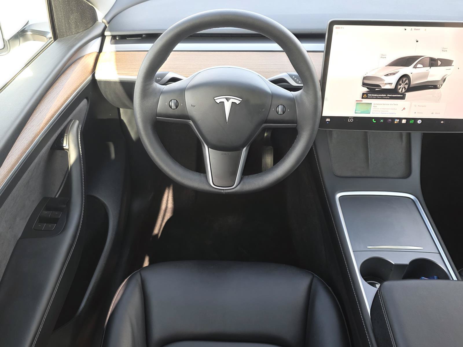 Used 2024 Tesla Model Y Long Range RWD image 8