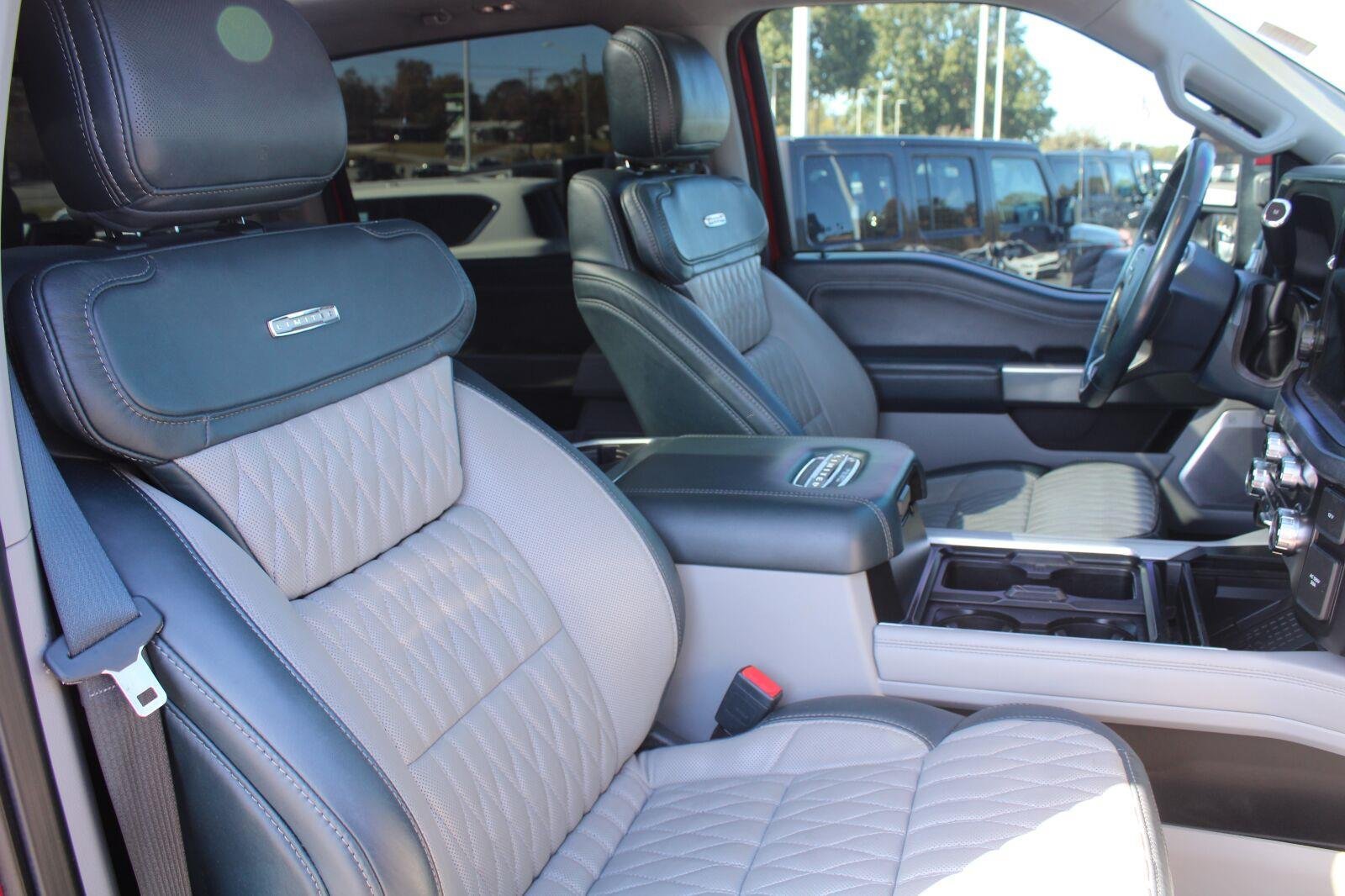 Used 2023 Ford F350 Limited AWD/4WD image 4