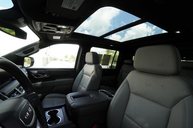 Used 2024 GMC Yukon XL SLT w/ SLT Premium Package AWD/4WD image 21