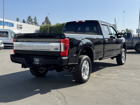 Certified 2018 Ford F350 Platinum w/ Platinum Ultimate Package image 9