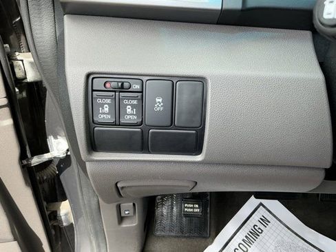 Used 2014 Honda Odyssey EX image 21