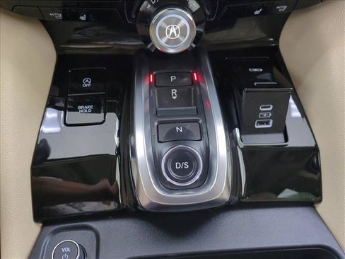 Used 2025 Acura MDX FWD image 12