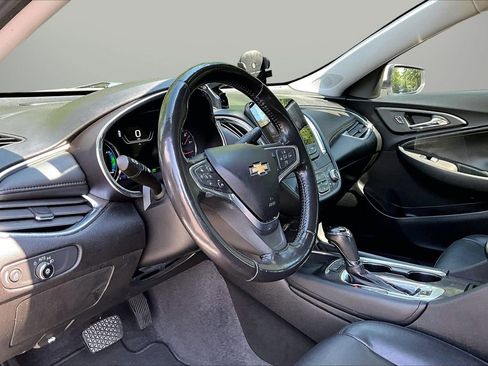 Used 2019 Chevrolet Malibu Hybrid w/ Leather Package FWD image 19