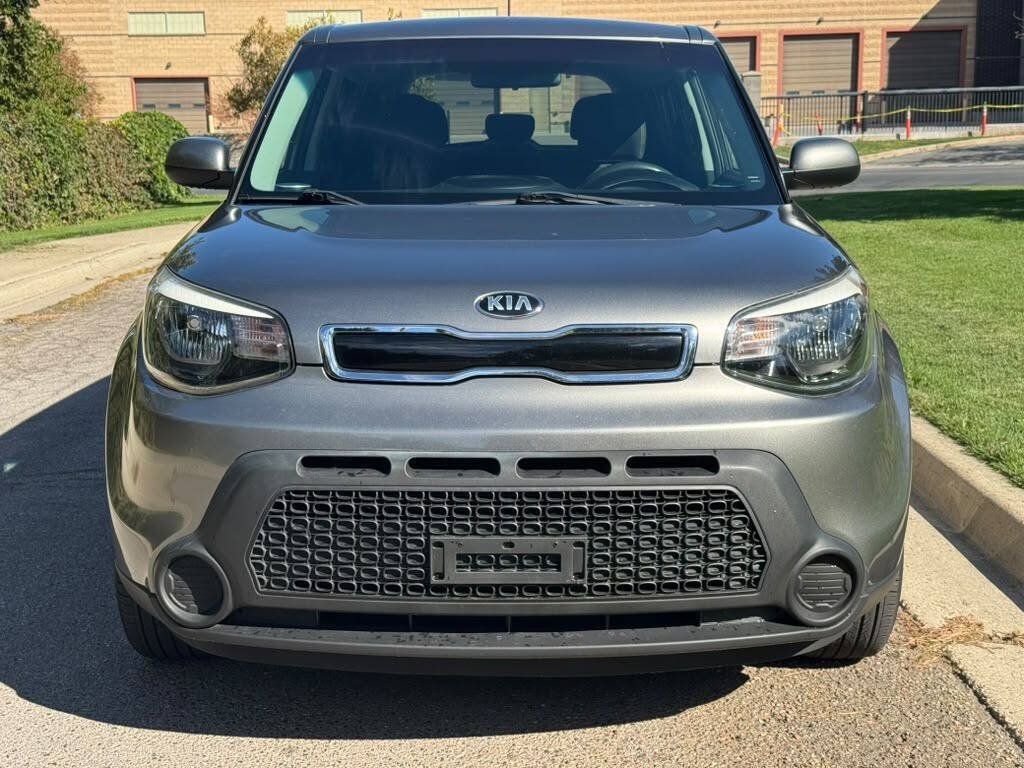 Used 2015 Kia Soul + FWD image 8