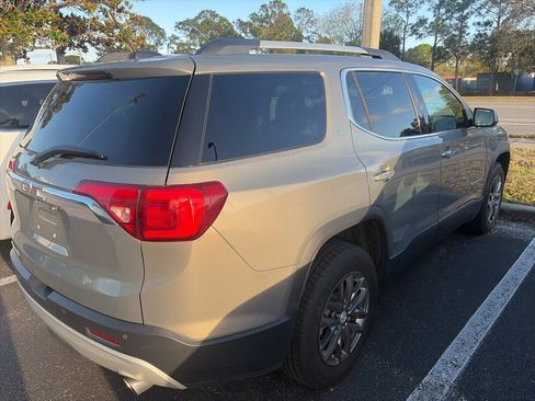 Used 2019 GMC Acadia SLT image 4