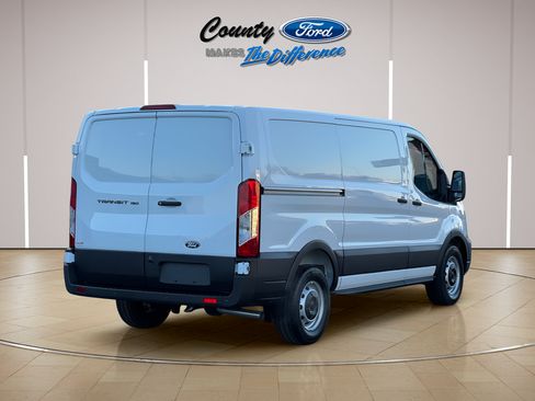 New 2026 Ford Transit 150 Low Roof RWD image 20