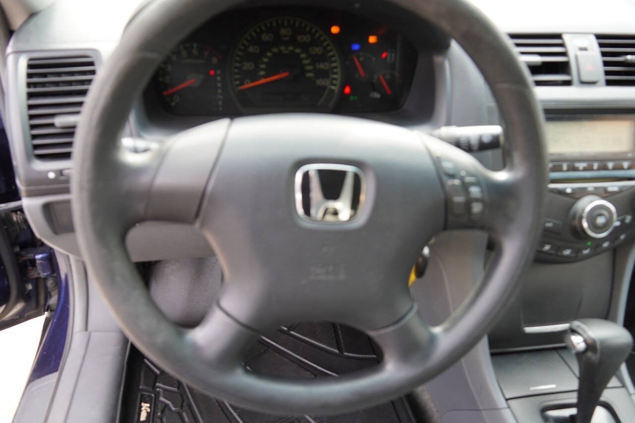 Used 2005 Honda Accord LX image 19