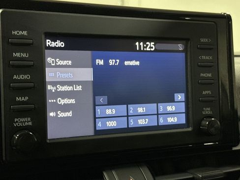 Used 2019 Toyota RAV4 LE FWD image 14