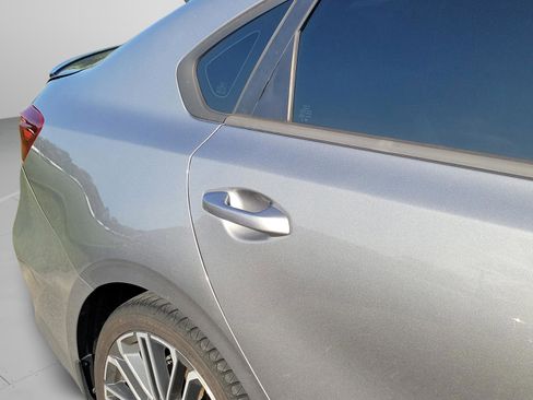 Used 2022 Kia Forte GT w/ GT2 Package FWD image 18