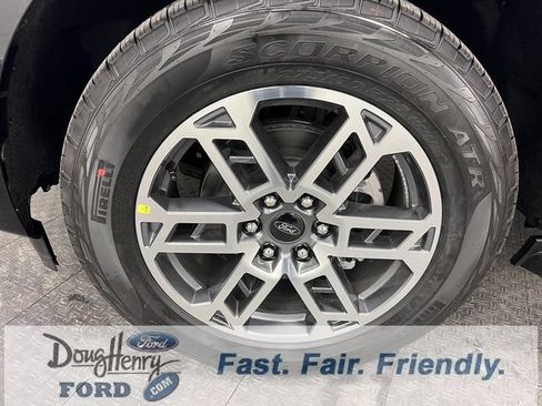 New 2025 Ford Expedition Active AWD/4WD image 24