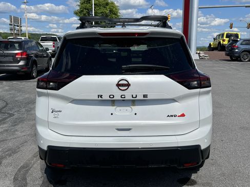 Used 2026 Nissan Rogue SV w/ Rock Creek Premium Package AWD/4WD image 6