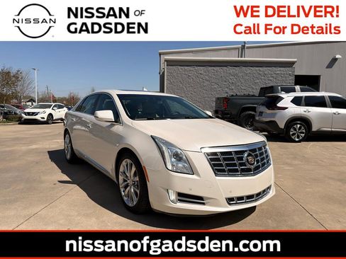 Used 2013 Cadillac XTS Premium image 1