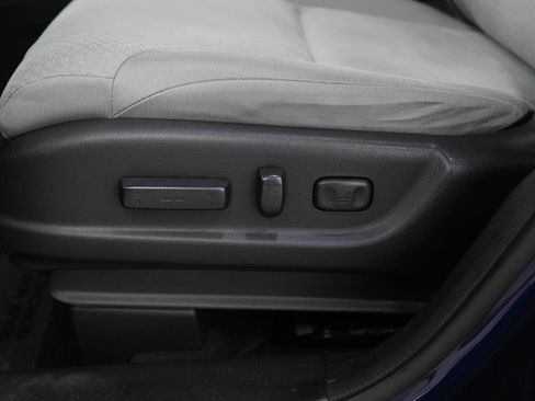Used 2016 Honda CR-V EX image 26