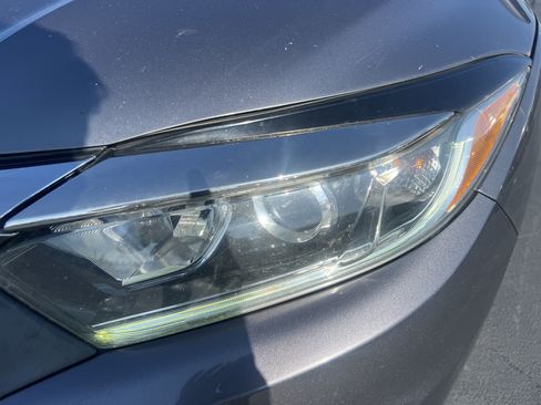 Used 2019 Honda HR-V LX image 6