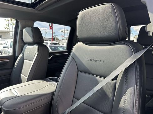 New 2026 GMC Sierra 2500 Denali w/ Denali Reserve Package image 24