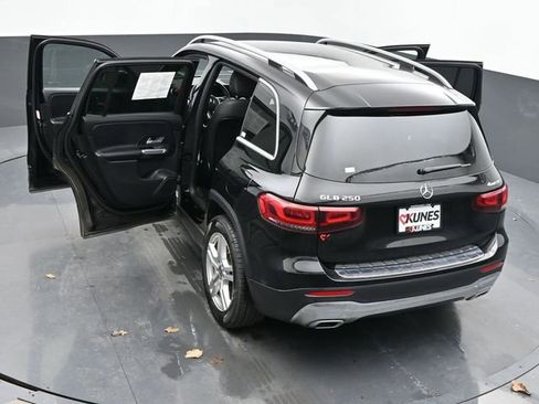Used 2023 Mercedes-Benz GLB 250 4MATIC image 63