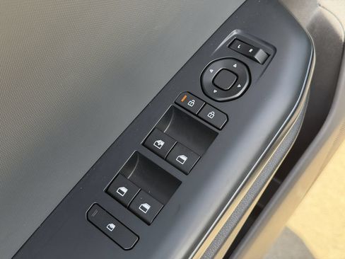 New 2026 Kia K4 FWD image 18