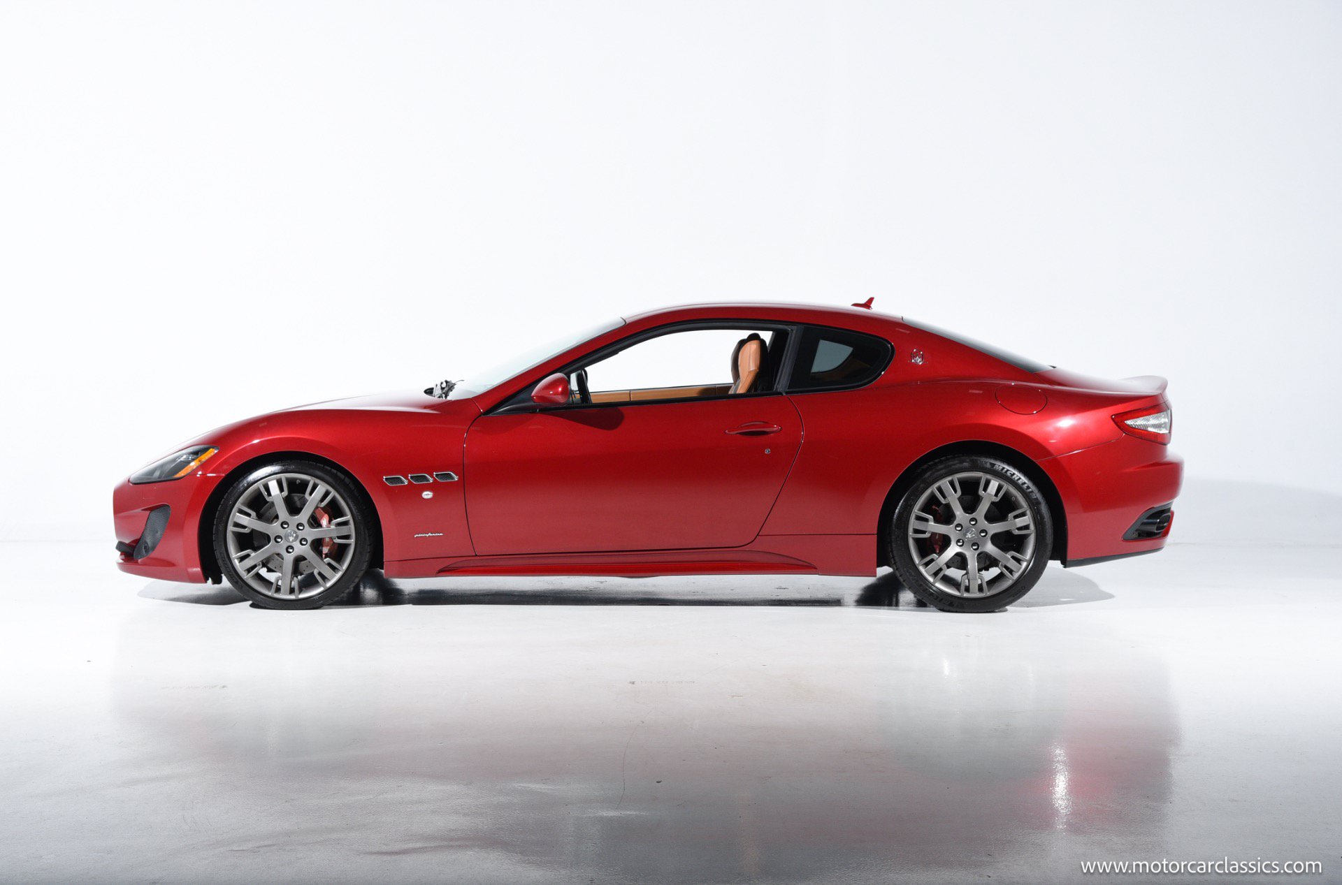 Used 2014 Maserati GranTurismo MC RWD image 8