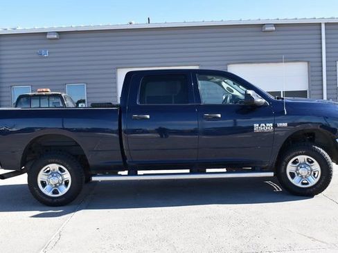 Used 2015 RAM 2500 Tradesman w/ Chrome Appearance Group image 4