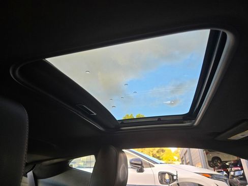 Used 2016 Chevrolet Camaro SS image 16