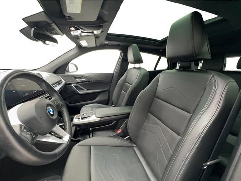 Used 2025 BMW X2 xDrive28i AWD/4WD image 19