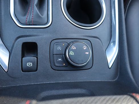 Used 2022 Chevrolet Traverse RS AWD/4WD image 9