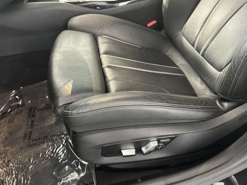 Used 2019 BMW 530i RWD image 12
