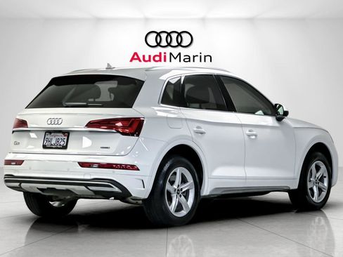 Used 2023 Audi Q5 Premium image 5