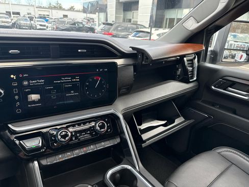 Used 2024 GMC Sierra 2500 Denali w/ Denali Reserve Package image 25