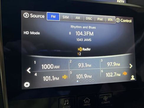 Used 2017 INFINITI Q50 Sport image 31