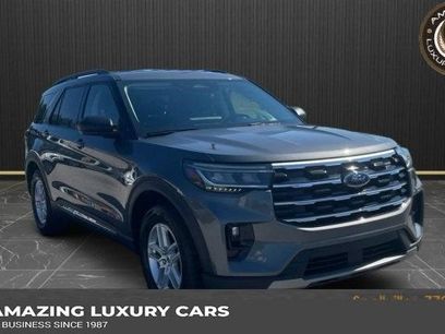 Used 2025 Ford Explorer Active w/ Active Comfort Package
