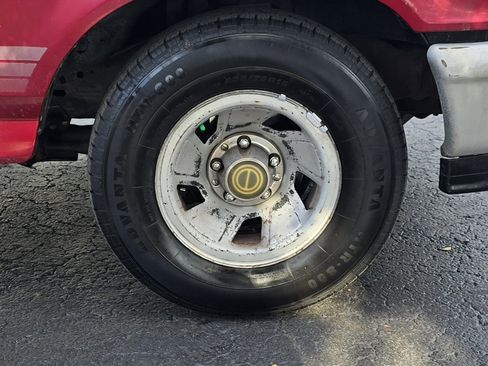 Used 1995 Ford F150 XL image 23