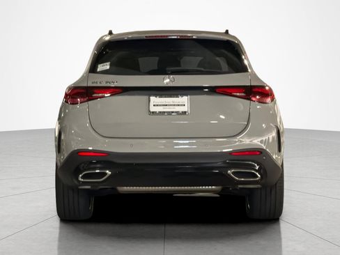New 2027 Mercedes-Benz GLC 300 image 4