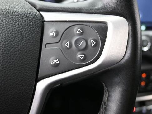 Used 2024 GMC Terrain SLT AWD/4WD image 28