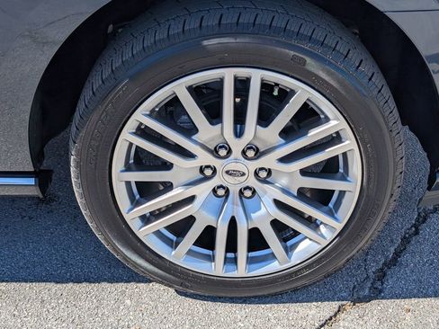 Used 2024 Ford Expedition Platinum image 26