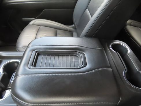 Used 2024 Chevrolet Tahoe LT AWD/4WD image 37