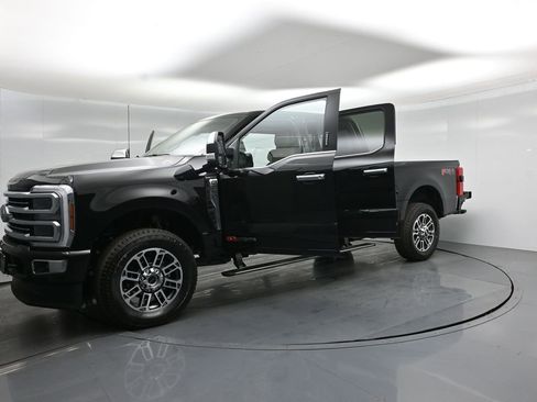 New 2026 Ford F250 Platinum AWD/4WD image 29