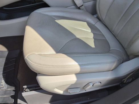 Used 2019 Lincoln Nautilus Reserve w/ Cargo Utility Package FWD image 10