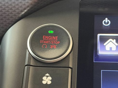 Used 2015 Ford Mustang GT RWD image 24